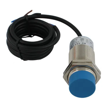 INNOCONT Емкостный датчик, M30x1,5, L=78 мм, зона срабатывания 15 мм, -25 +60 С, 12…24 VDC, IP65, выход: PNP NO, макс. ток 200 мА, кабель 2 м SC-30P15C