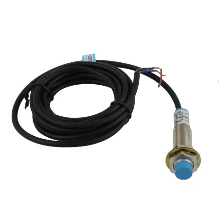 INNOCONT Индуктивный датчик, M12x1, L=61 мм, неэкранированный, зона срабатывания 4 мм, -25 +60 С, 12…24 VDC, IP65, выход: NPN NO, макс. ток 200 мА, кабель 2 м SL-12N4C